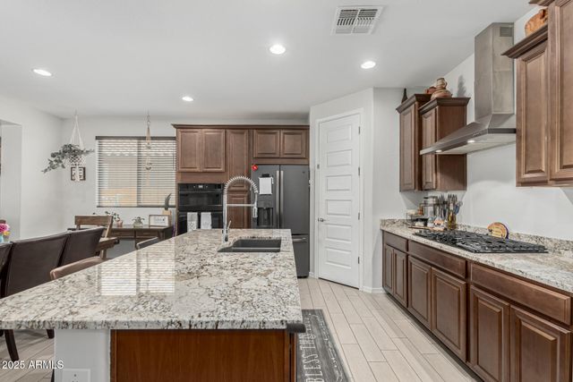 25915 W TINA Lane, Buckeye, AZ 85396