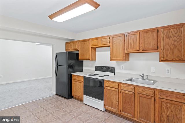 4502 HENDERSON RD, Temple Hills, MD 20748