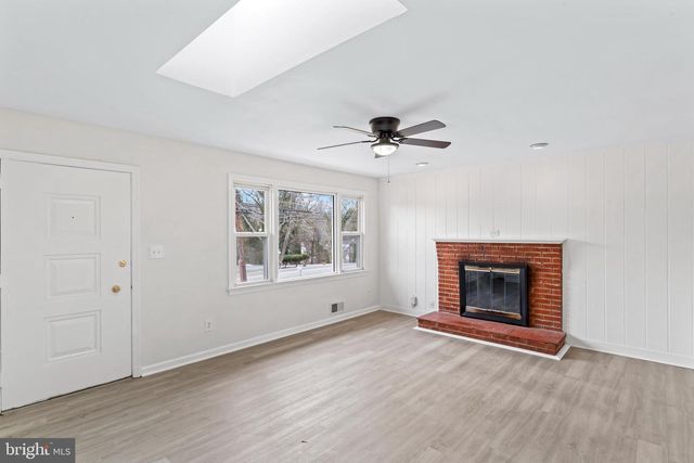 4502 HENDERSON RD, Temple Hills, MD 20748