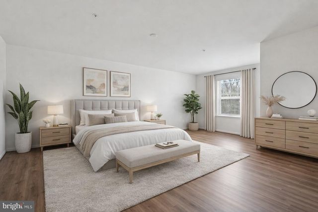 7826 WOLF RUN LN, Severn, MD 21144