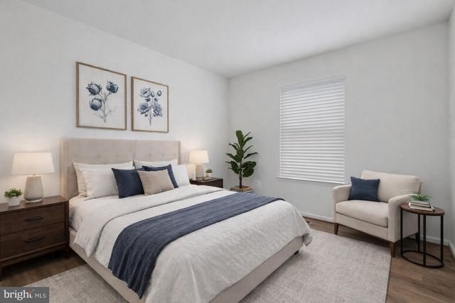 7826 WOLF RUN LN, Severn, MD 21144