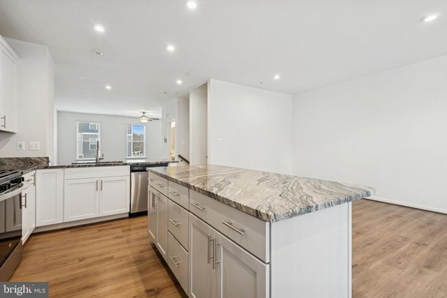 7826 WOLF RUN LN, Severn, MD 21144