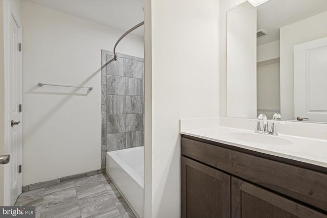 7826 WOLF RUN LN, Severn, MD 21144