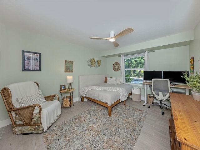 381 FALKLAND ROAD, Venice, FL 34293