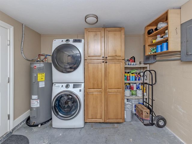 381 FALKLAND ROAD, Venice, FL 34293