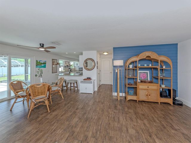 381 FALKLAND ROAD, Venice, FL 34293