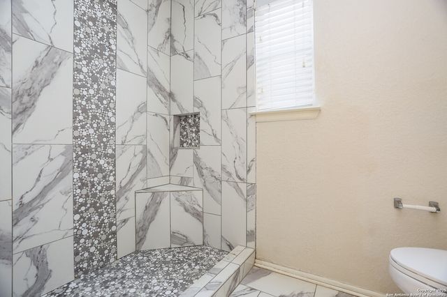 2545 Grayson, San Antonio, TX 78232