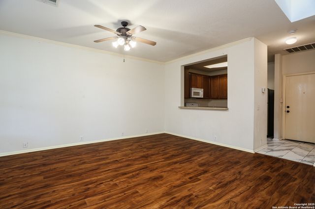 2545 Grayson, San Antonio, TX 78232