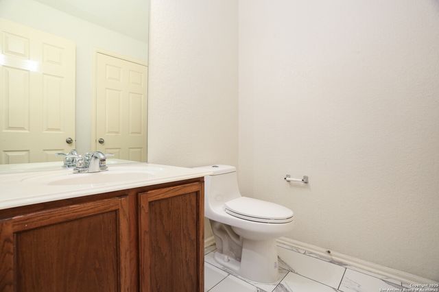 2545 Grayson, San Antonio, TX 78232