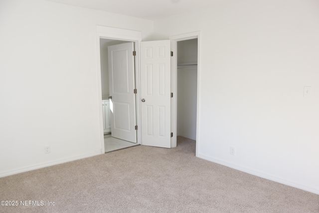 1744 LILLY Road E, Jacksonville, FL 32207