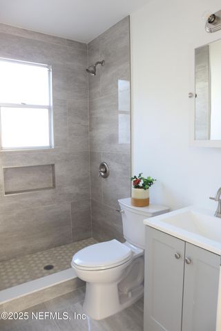 1744 LILLY Road E, Jacksonville, FL 32207