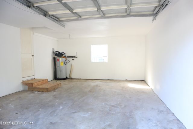 1744 LILLY Road E, Jacksonville, FL 32207