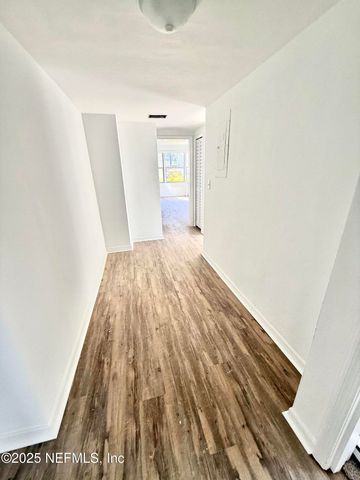 1744 LILLY Road E, Jacksonville, FL 32207