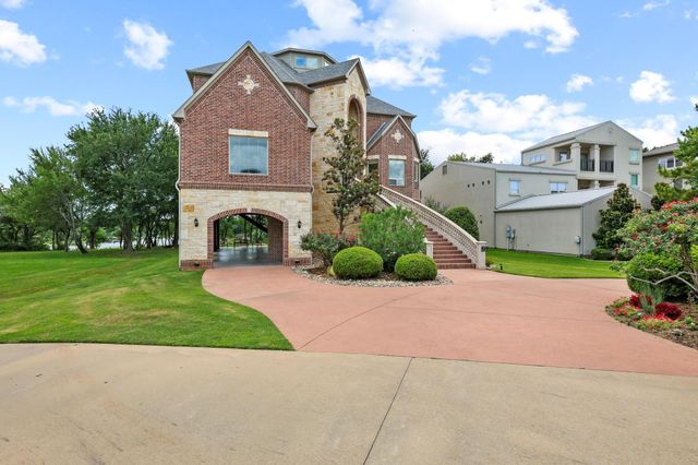 181 Monarch Drive, Denison, TX 75020