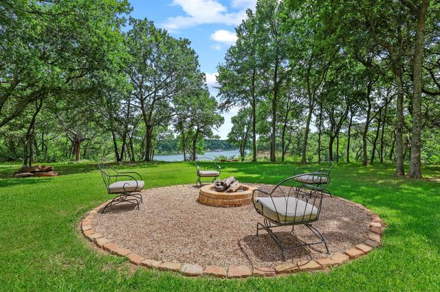 181 Monarch Drive, Denison, TX 75020