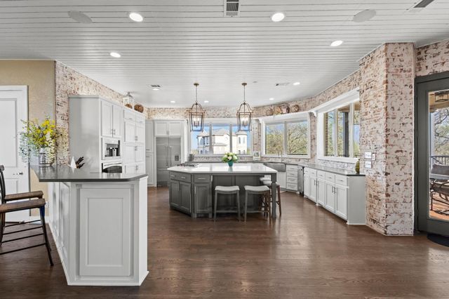 181 Monarch Drive, Denison, TX 75020