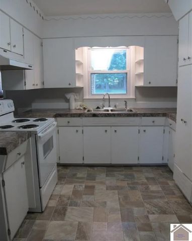 105 Park Ave 5 Block 20, Eddyville, KY 42038