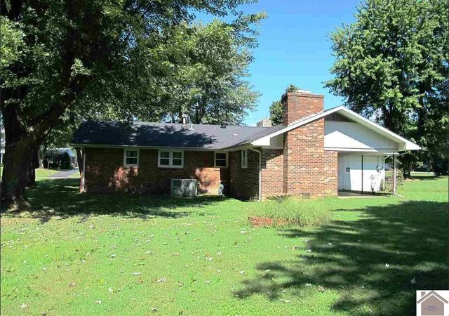 105 Park Ave 5 Block 20, Eddyville, KY 42038