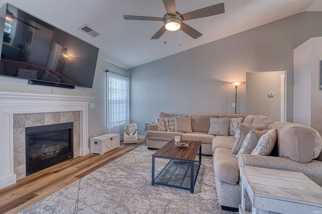 11415 Caracaras Court, Evansville, IN 47725