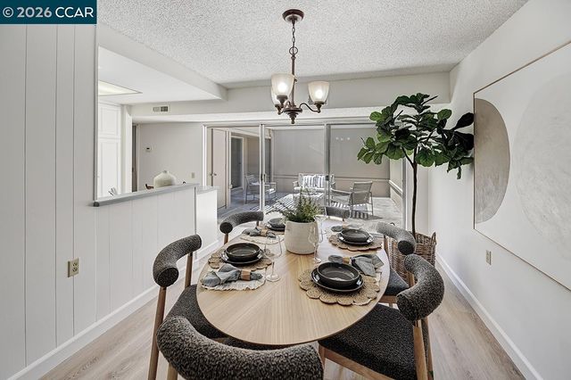 2025 Golden Rain Rd 7, Walnut Creek, CA 94595