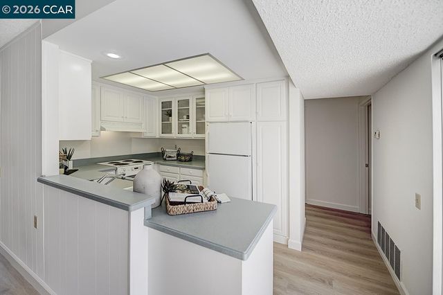 2025 Golden Rain Rd 7, Walnut Creek, CA 94595
