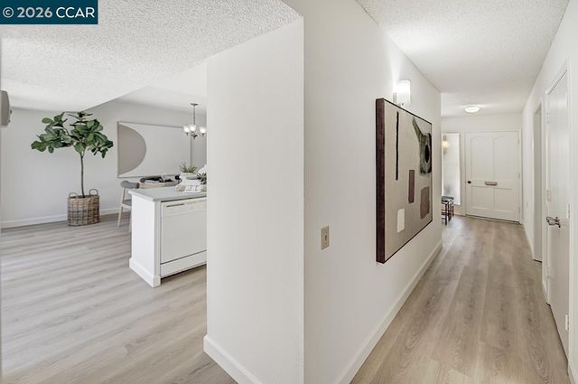 2025 Golden Rain Rd 7, Walnut Creek, CA 94595