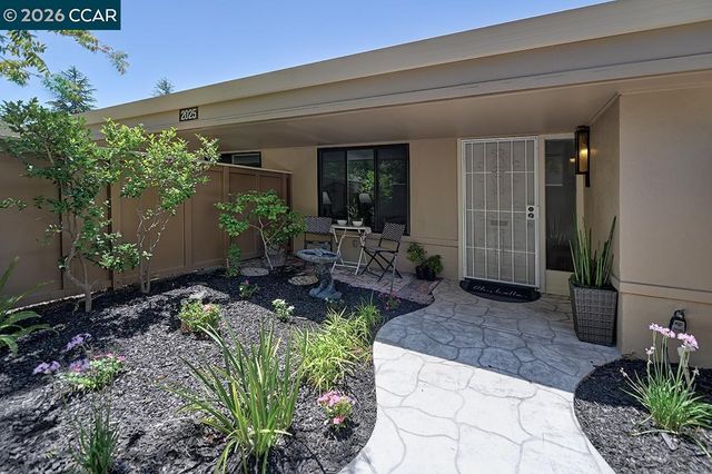 2025 Golden Rain Rd 7, Walnut Creek, CA 94595