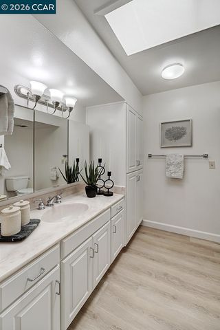 2025 Golden Rain Rd 7, Walnut Creek, CA 94595