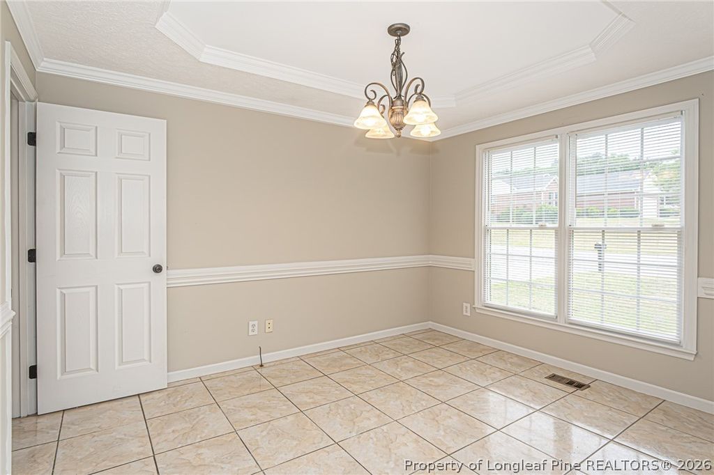402 Roundtree Drive, Fayetteville, NC 28303 — photo 4