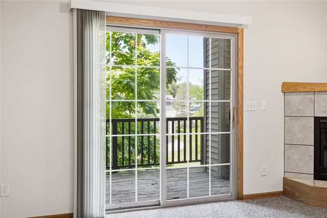 3028 Center Point NE 204, Cedar Rapids, IA 52402