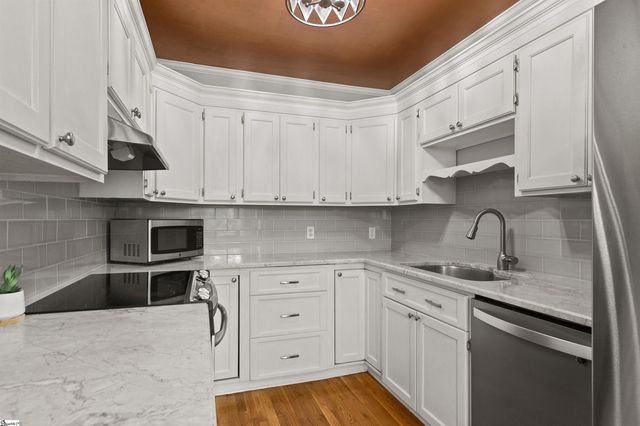 120 W Montclair Avenue, Greenville, SC 29609