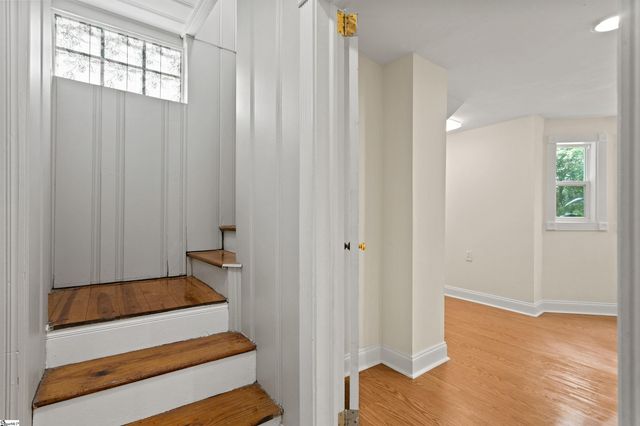 120 W Montclair Avenue, Greenville, SC 29609