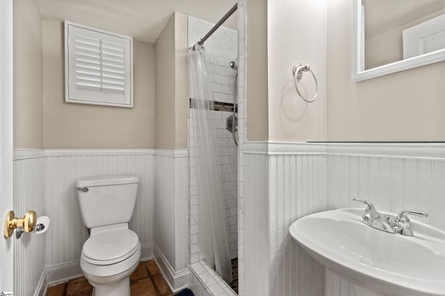 120 W Montclair Avenue, Greenville, SC 29609