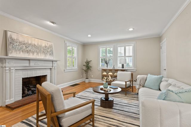 120 W Montclair Avenue, Greenville, SC 29609