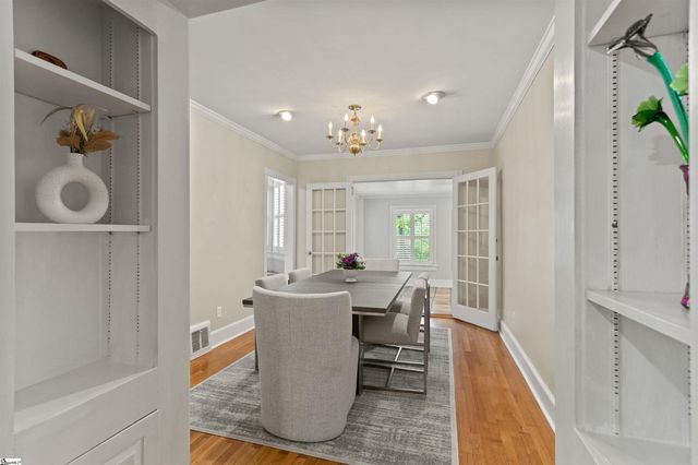120 W Montclair Avenue, Greenville, SC 29609
