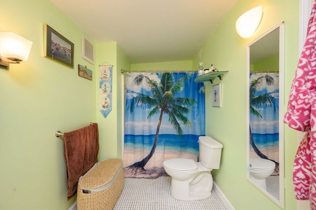 96 Old Colony Ave 304, Taunton, MA 02718
