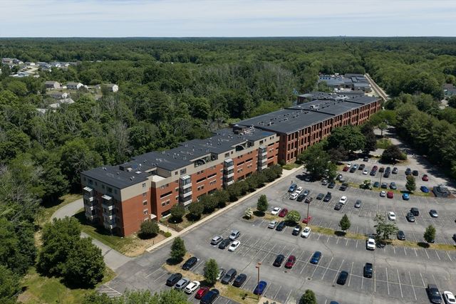 96 Old Colony Ave 304, Taunton, MA 02718
