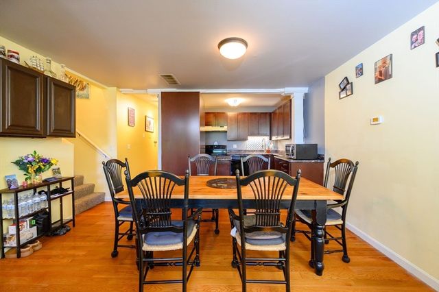 96 Old Colony Ave 304, Taunton, MA 02718