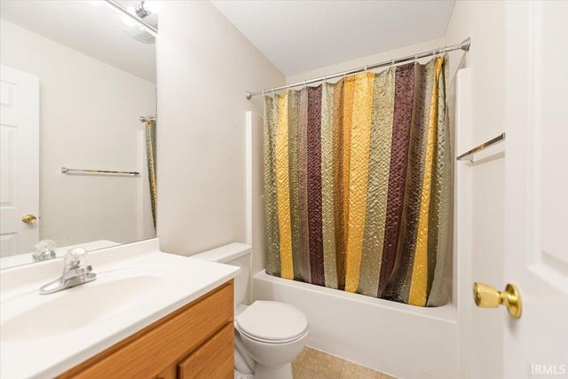 7160 W Upland Court, Bloomington, IN 47404