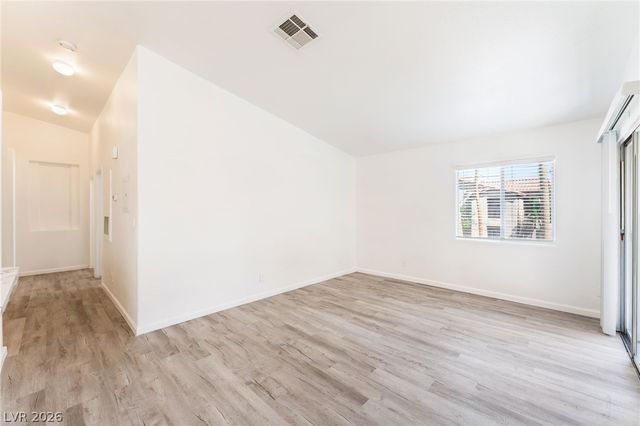 2110 Los Feliz Street 2015, Las Vegas, NV 89156