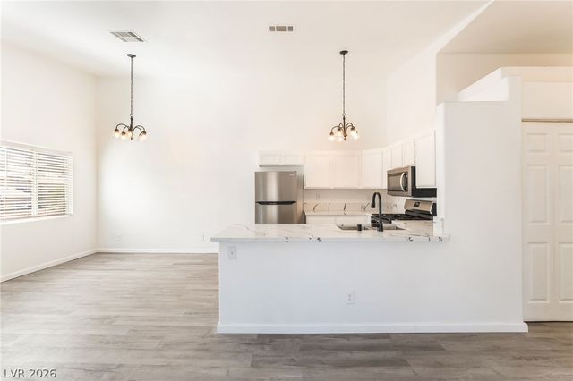 2110 Los Feliz Street 2015, Las Vegas, NV 89156