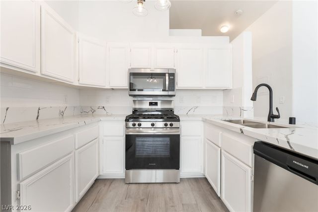 2110 Los Feliz Street 2015, Las Vegas, NV 89156