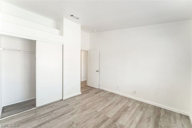 2110 Los Feliz Street 2015, Las Vegas, NV 89156