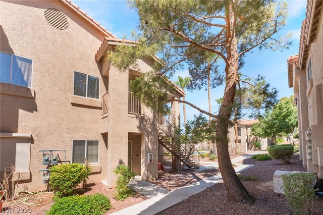 2110 Los Feliz Street 2015, Las Vegas, NV 89156