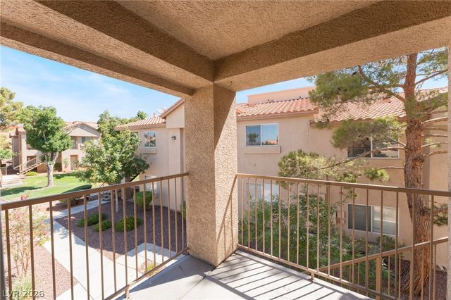 2110 Los Feliz Street 2015, Las Vegas, NV 89156