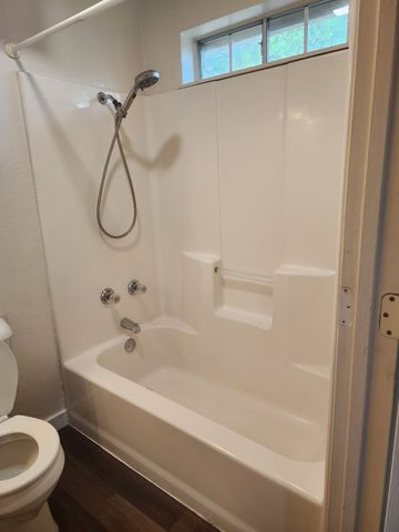 206 Hackberry Drive, Greenville, TX 75402