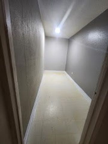 206 Hackberry Drive, Greenville, TX 75402