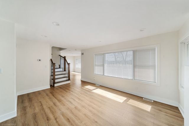 106 E 22nd Street, Lombard, IL 60148