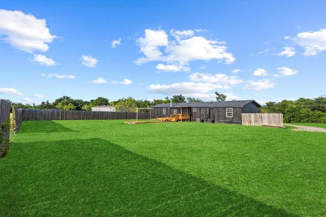 4115 Old Southmayd Road, Sherman, TX 75092