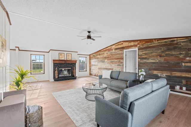 4115 Old Southmayd Road, Sherman, TX 75092